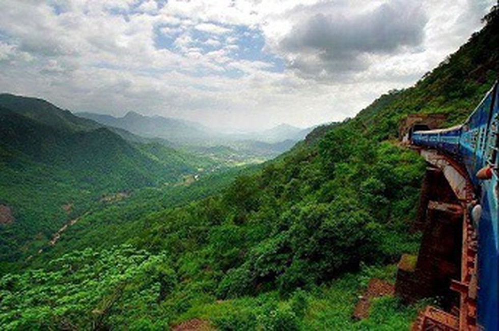 places to visit in araku valley in 2 days