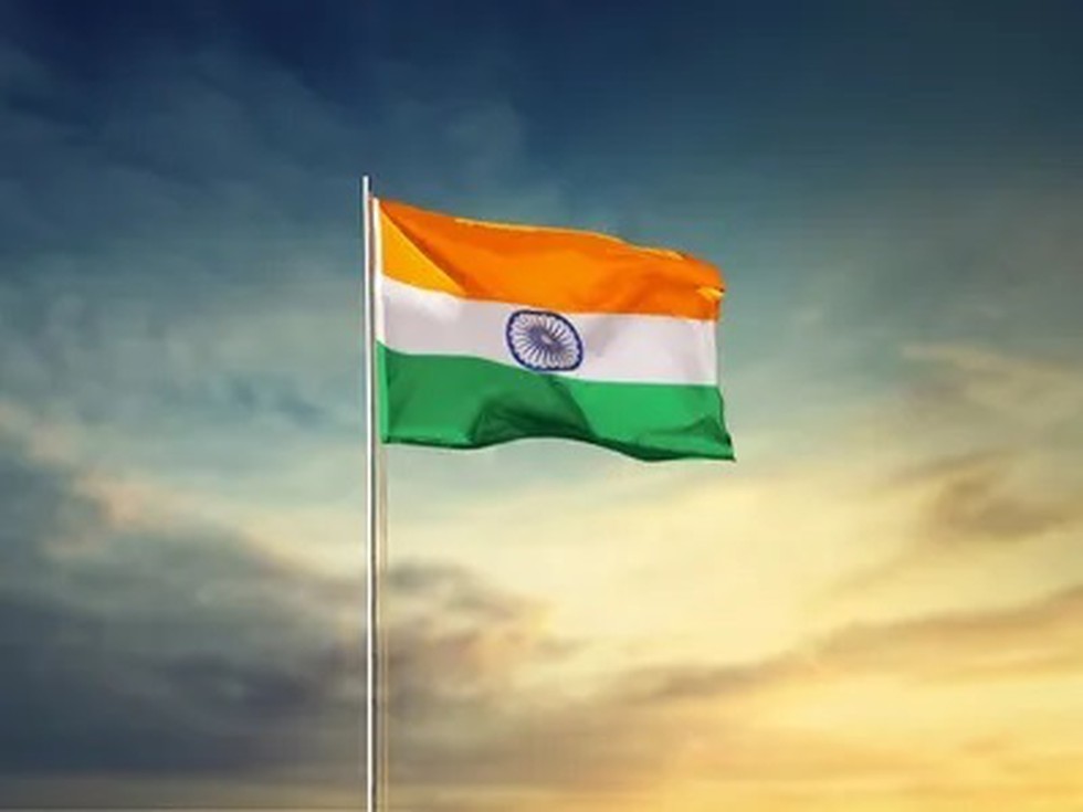 hoisting-flag-on-independence-day-know-rules-as-per-flag-code-of-india